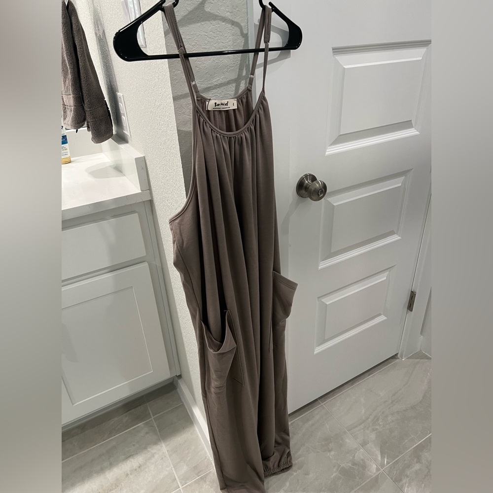 jumpsuit